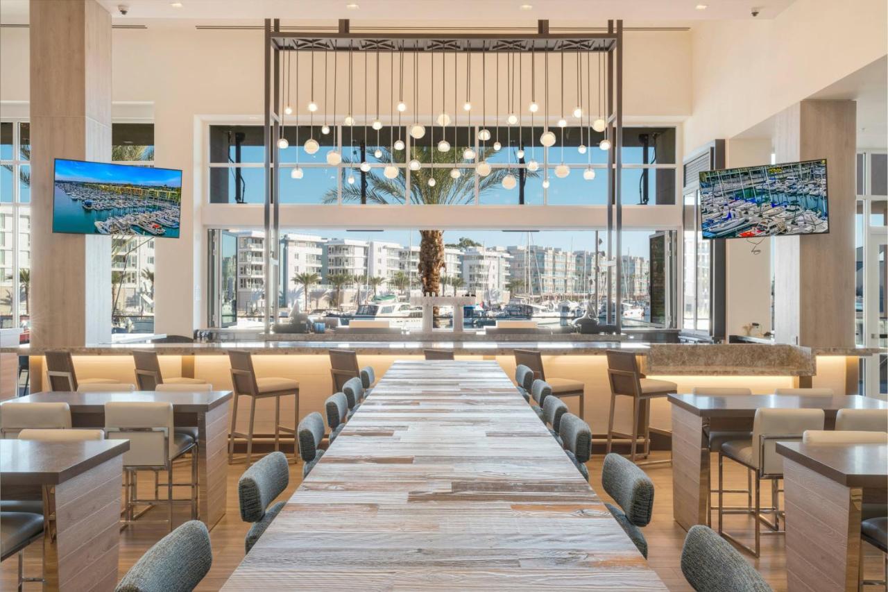 Courtyard By Marriott Marina Del Rey Hotell Los Angeles Exteriör bild