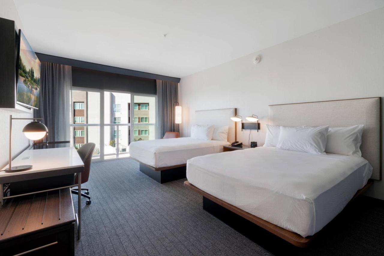 Courtyard By Marriott Marina Del Rey Hotell Los Angeles Exteriör bild